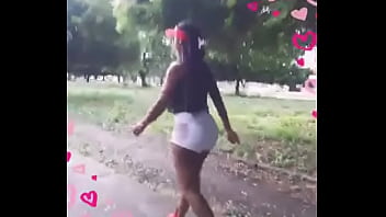 [Casada De, Na Rua, Rua] Casada De Shortinho Curto Na Rua