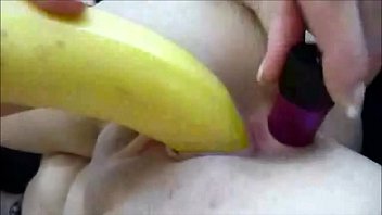 [Masturbating Pussy, Webcams, With] Webcam Brunette Masturbating Pussy With Banana