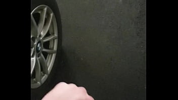 [Cum, Der Garage, Nut] Quick Cumshot In Der Garage